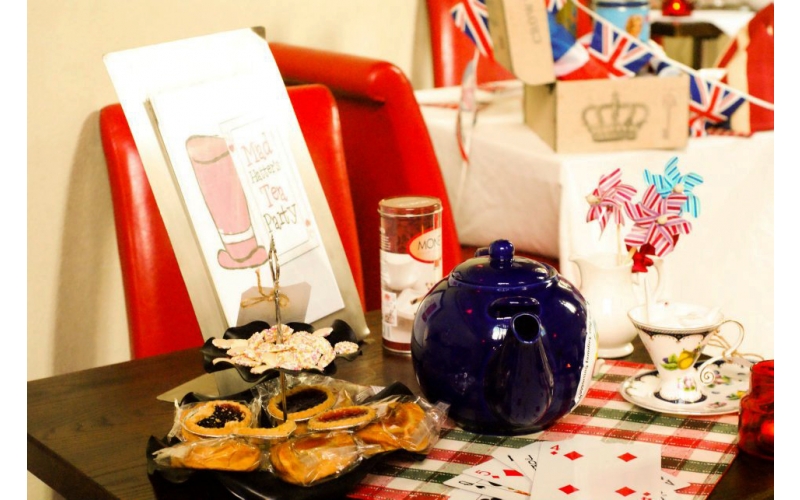 CHcoffeemorningmaddhatters